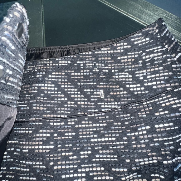 H&M wrap skirt - Picture 2 of 3